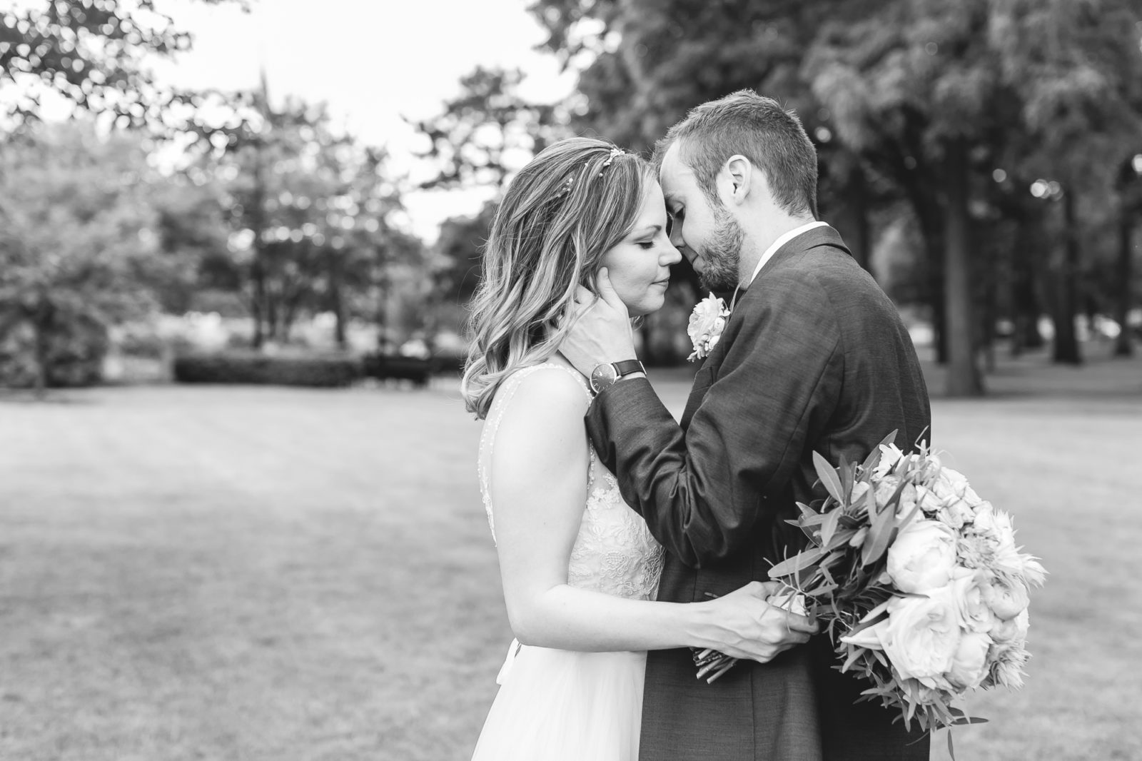 Lake Ellyn Boathouse Wedding Glen Ellyn Wedding Photographer