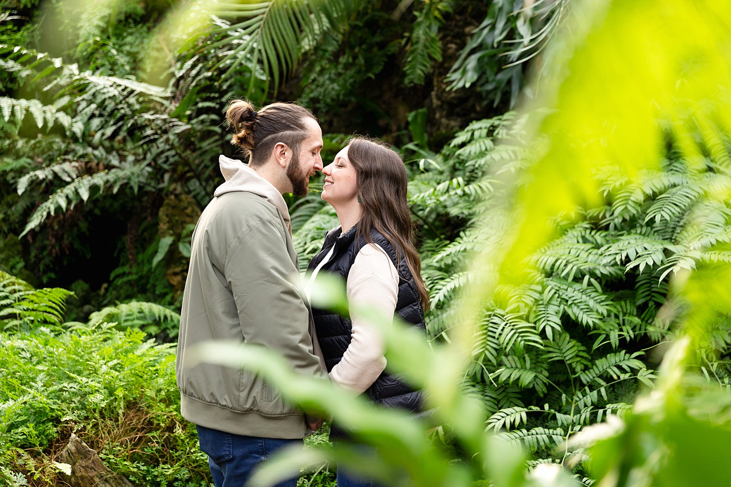 Chicago engagement photos at Lincoln Park Conservatory