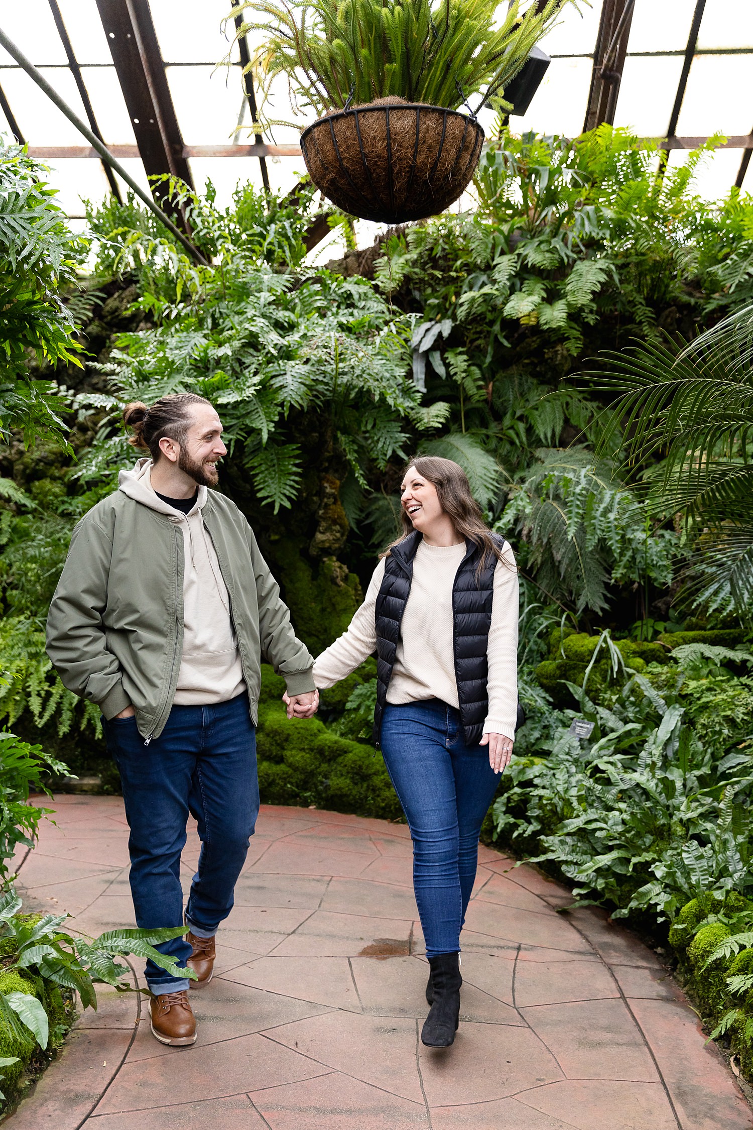 Chicago engagement photos at Lincoln Park Conservatory