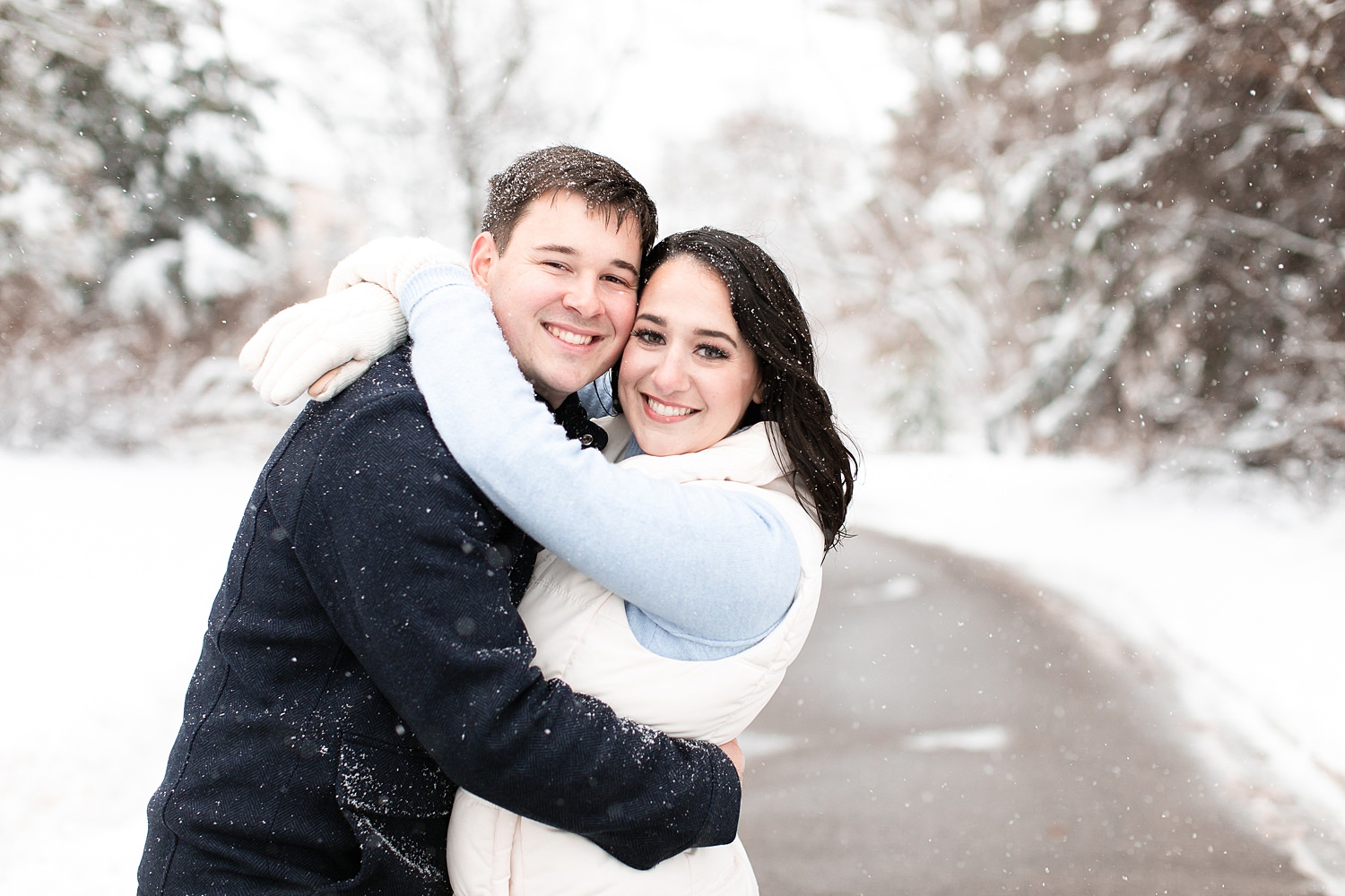 Chicago engagement photos in winter