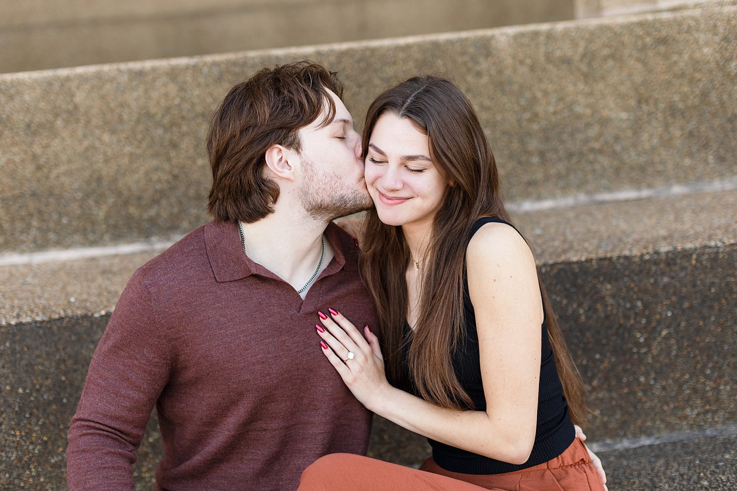 Couple takes engagement photos at Centennial Park in Nashville