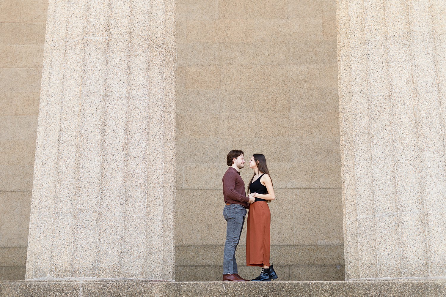 Couple takes engagement photos at Centennial Park in Nashville